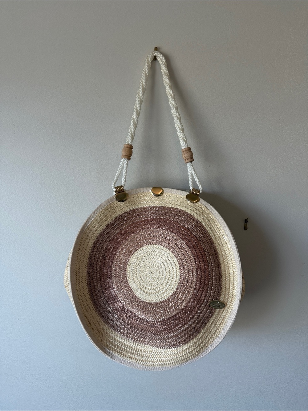 Gabriella Italy woven shoulder tote